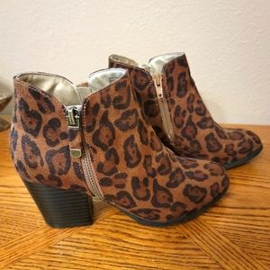 Style &Co booties